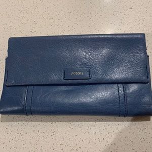 Fossil wallet